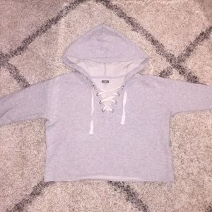 Cropped Aerie sweatshirt with hood